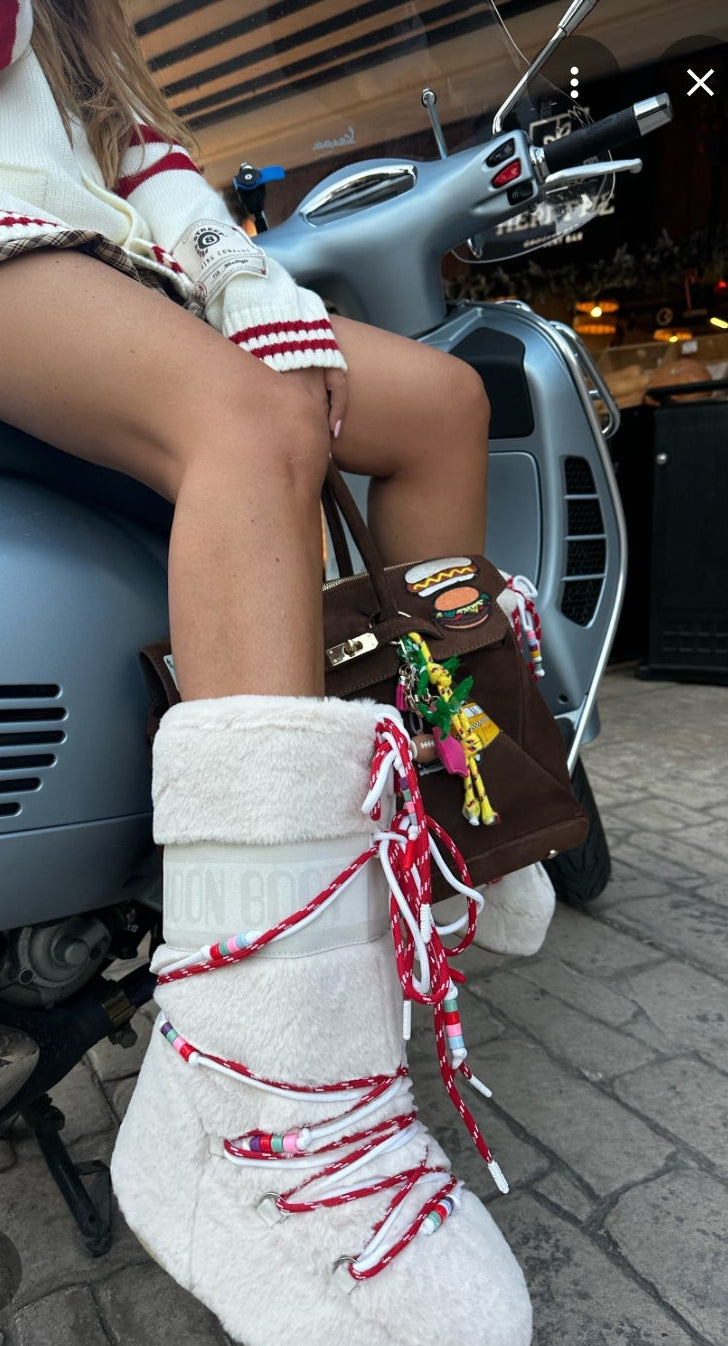 Authentic White Fox Moon Boots - Beaded Lace - Snow Bunny Chic! Size 40