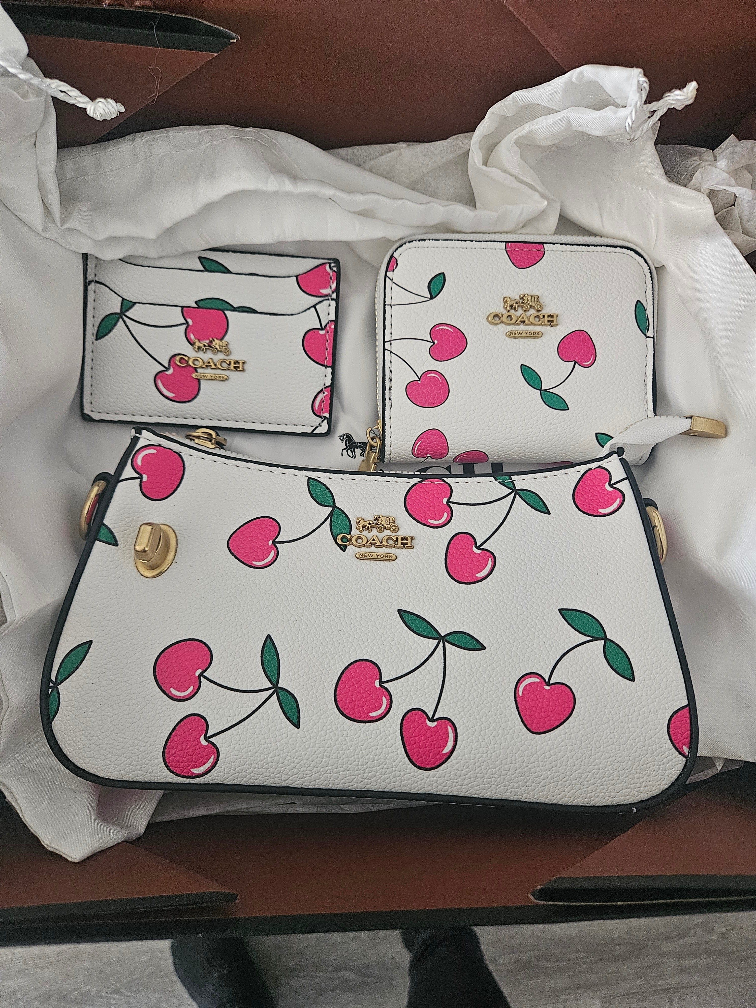 Coach cherry gift set