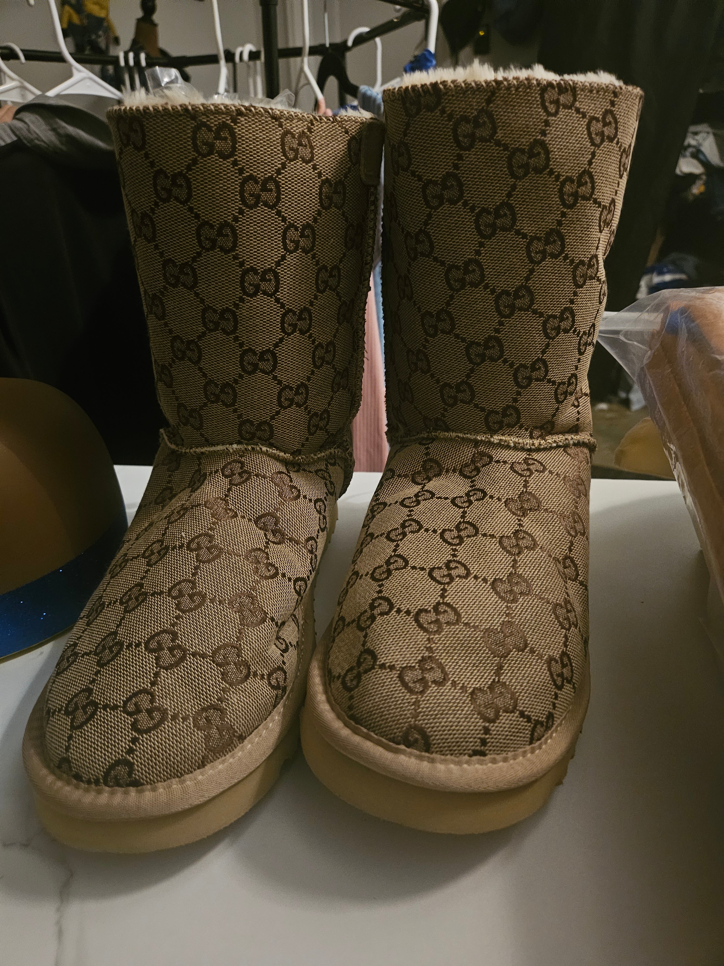 DEAL OF THE DAY UGG x Gucci Custom Style GG Monogram Bailey Bow Boots – Tan/Canvas