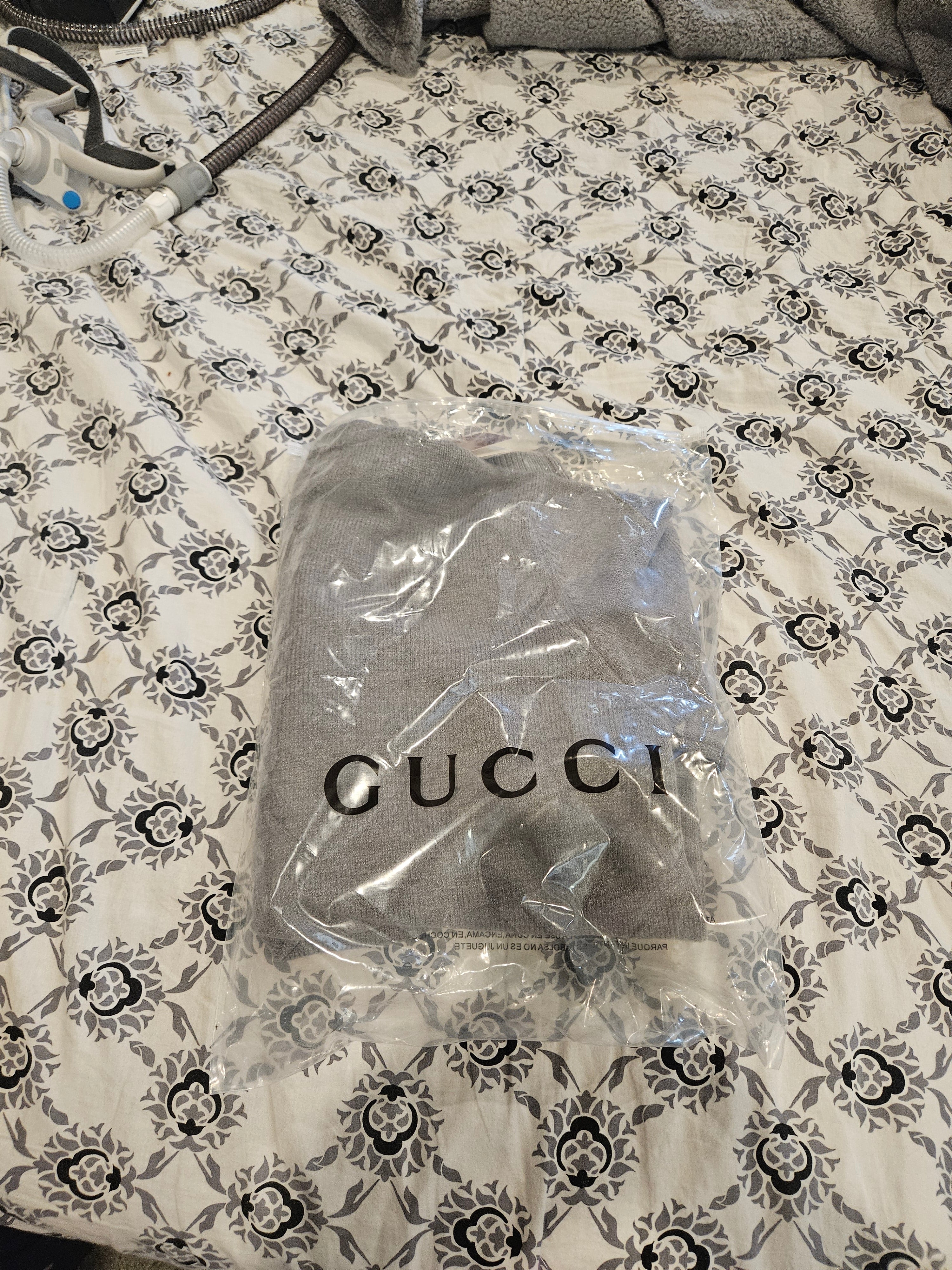 Authentic Gucci Grey Sweater Crew Neck